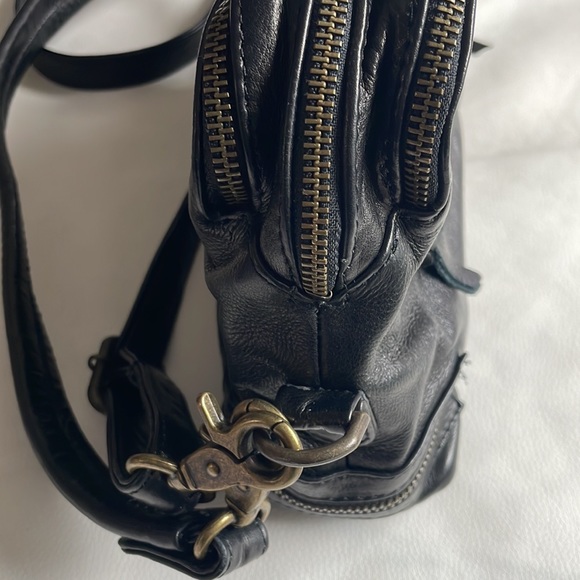 WANDERERS TRAVEL Bags Wanderers Travel Soft Leather Crossbody Bag